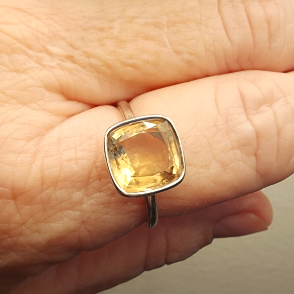 WOMENS CITRINE RING